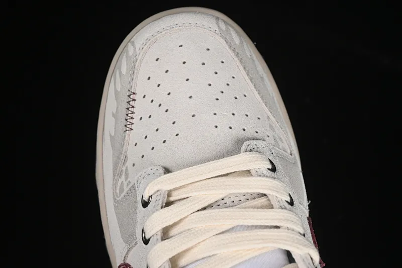 All Categories Nk SB Dunk Series Nk SB Dunk Low Low-top sneakers Nike Dunk Low "Double Swoosh" CNY Year of the Snake Panda Prank Shed the dust to welcome gold Cai Jin Low-top casual sneakers HV1800-101